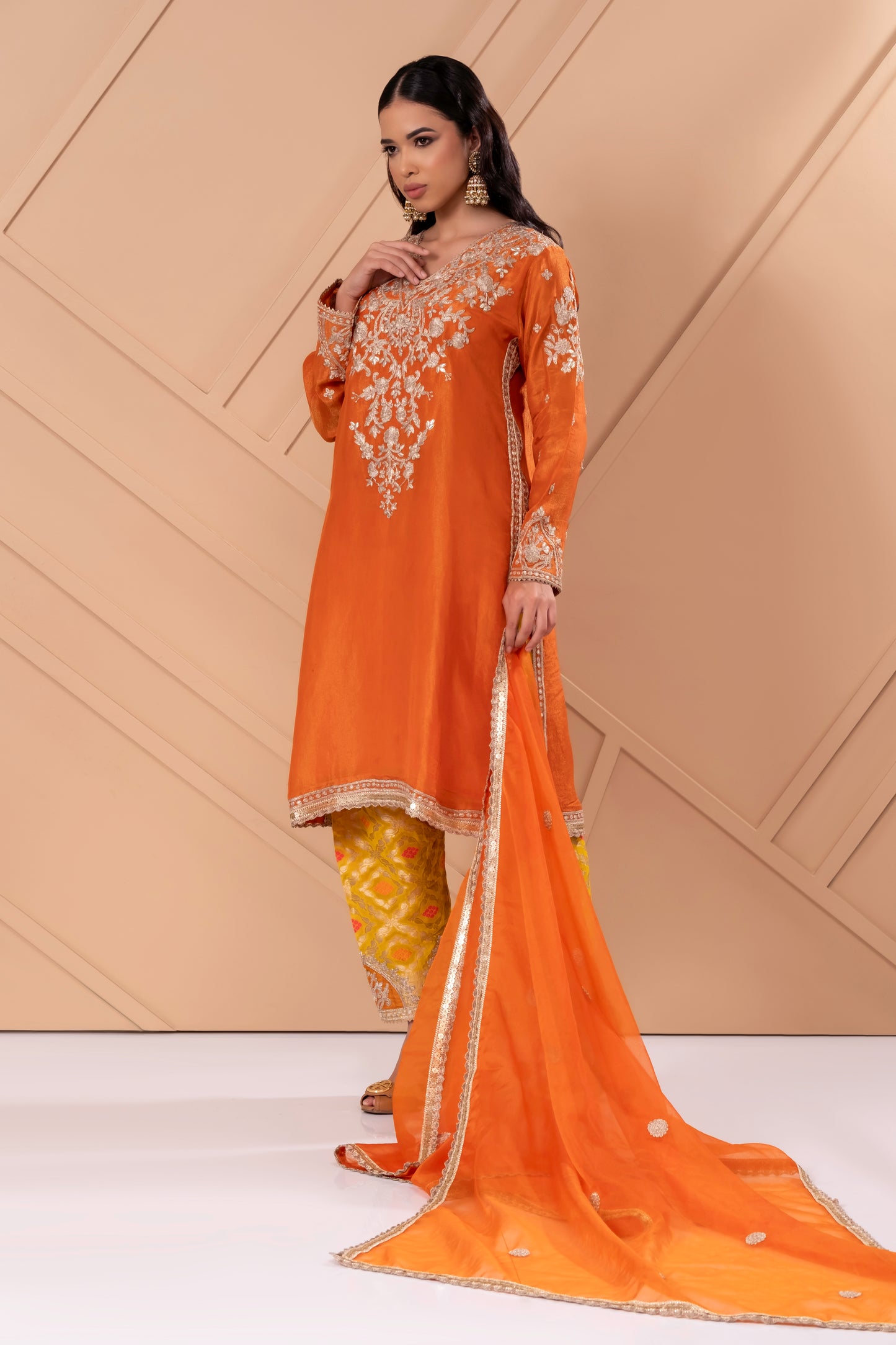Zariya - Embroidered Kurta with Bandhani Salwar & Organza Dupatta