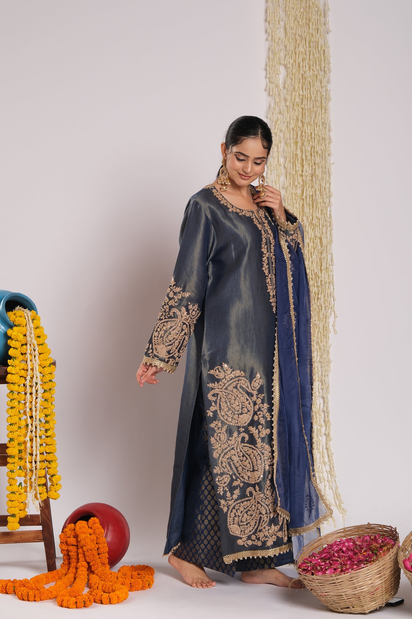 Noorja - Dori embroidered Kurta with Jamdani Pants and Organza Dupatta